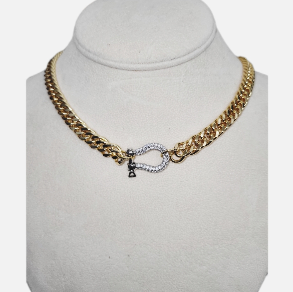 Western Cowgirl Horseshoe Buckle Rhinestone Gold and Silver Women's Necklace - Picture 2 of 4